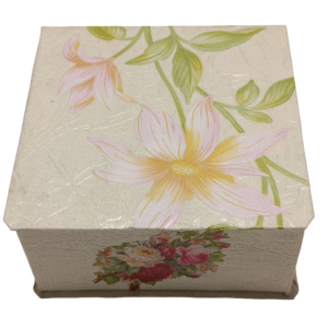 Ivi Rüütalu käsitöökinkekarp