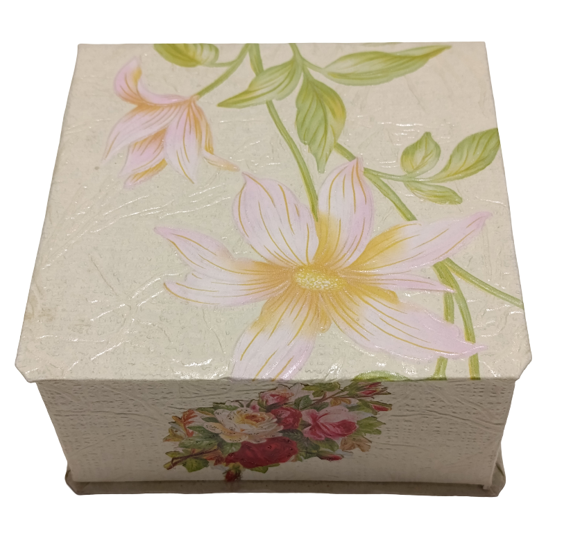 Ivi Rüütalu käsitöökinkekarp